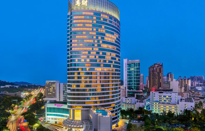 クラウンプラザホテル 珠海（カップルロード海浜泳場）