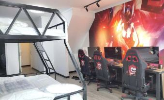 Jinyue E-sports Cinema Apartment (Anshan Wanxi Plaza)