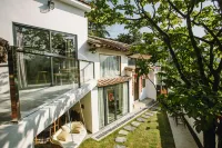 Shanke Guesthouse Отели рядом с достопримечательностью «Озеро Цуй-Цуй»