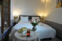 Riad Adarissa Hotels near Bab Boujloud