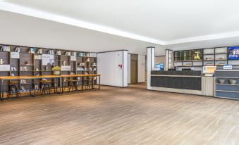 HanTing Hotel (Beijing Daxing Caiyu)
