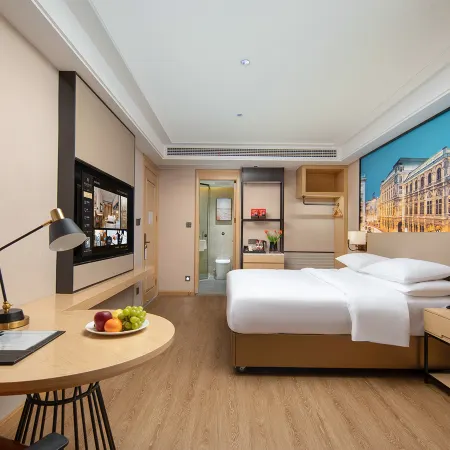 Vienna International Hotel QuzhouShuitingmen Guojin Center