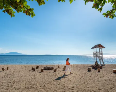 Cocoons Casobe Hotels in Calatagan