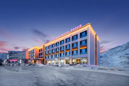 Heizuan Club Hotel (Coco Tohai Shop)