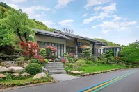 Gexian Village Resort Xiancun Keyi Hotel Hotels in Yanshan