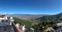 Hotel Ghyampe Dada - Mountain view