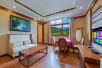 Chongbin Starlight Cloud top Hotel Hotels near Yingge Gorge of Ayi River