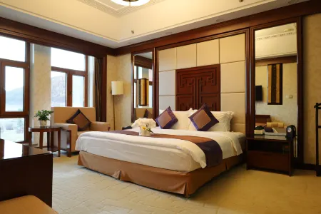 Arxan Hotel Отели рядом с достопримечательностью «Arxan Bailang Peak Scenic Area»