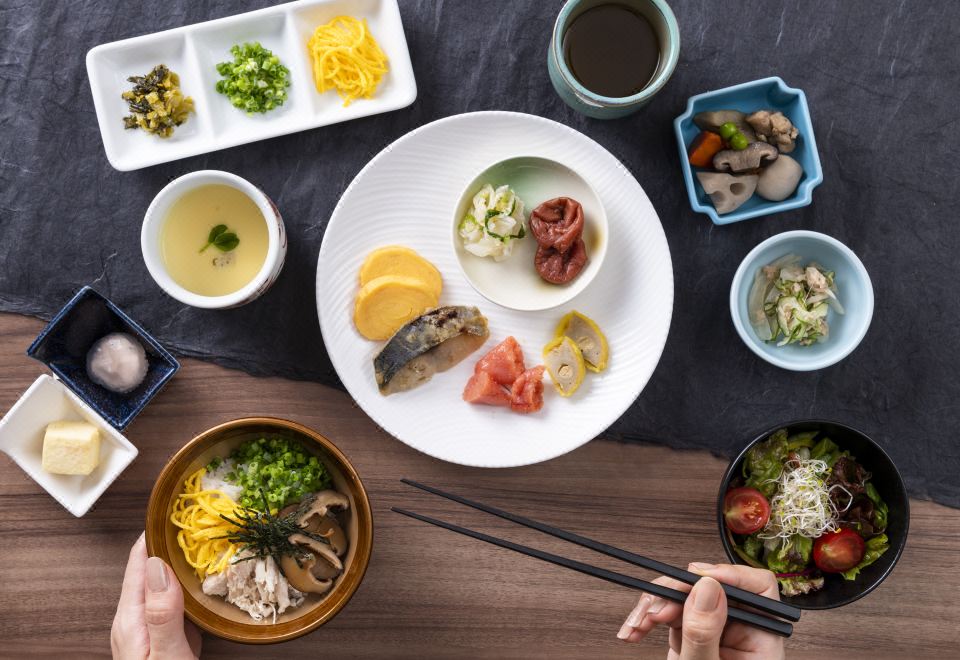 5. 미쓰이 가든 호..