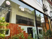 Yaozhong Hostel Hotel in zona Hubei University of Traditional Chinese Medicine (Tanhualin)