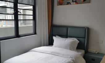 Zhengtong Luxury Homestay