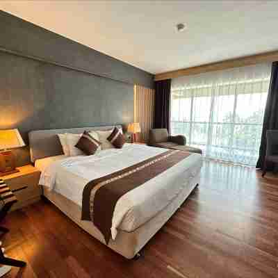 巴塔姆海景假日飯店 Rooms