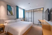 Huangdu Xisha International Hotel Hotels near Fengdu Wuyushan Jade Emperor Holy Land Tourist Area