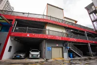 Pula Hotel (Yulin Jincheng Center Pedestrian Street) - Parkering