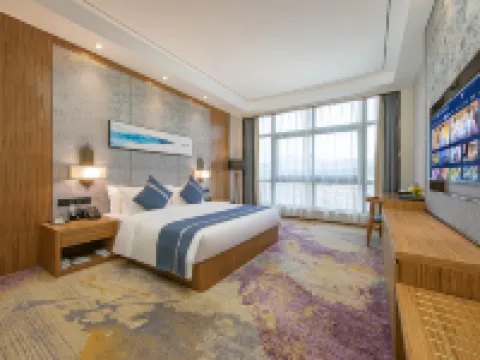 Monarch Hotel Hotels in Luoyuan