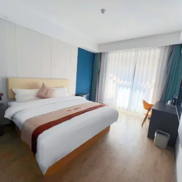 Ward Aladdin Hotel (Qingdao North Railway Station University of Science and Technology) Отели рядом с достопримечательностью «Циндао, 2-й рабочий дворец культуры»