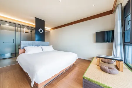 Sea sunrise · Tianjingsha · Seaview Holiday Home Отели рядом с достопримечательностью «Huangcheng Beach»