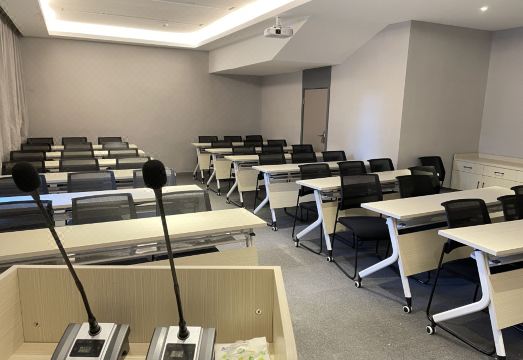 호텔 로비 전경