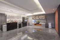 Zhangjiagang Manjin Hotel (Mambat Shopping Plaza Branch)