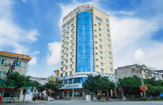 盛美時尚酒店（靖西龍潭濕地公園店）