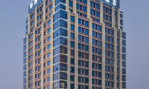 Roman Cloud Hotel