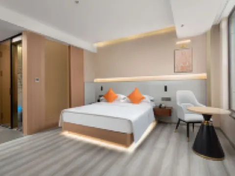 Mile Huquan Shuixiang Haofeng Wyndham Hot Spring Hotel Hotels in Mile