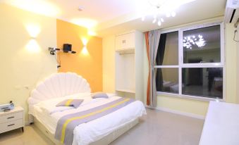 Weimeng Cinema Self-checkin Homestay (Shenbei University Town Tangxuan City Plaza)