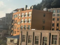 Dongyang Junyue Hotel Hotel in zona Aluo'oubin Forest Park