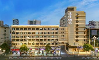 Quanji Hotel (Kunming Railway Station North Square Branch)