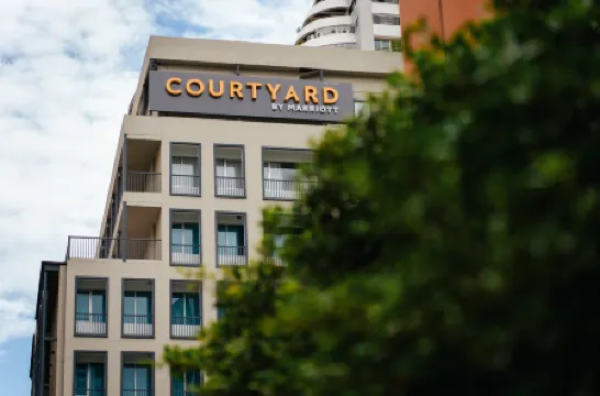 Courtyard Bangkok Sukhumvit 20