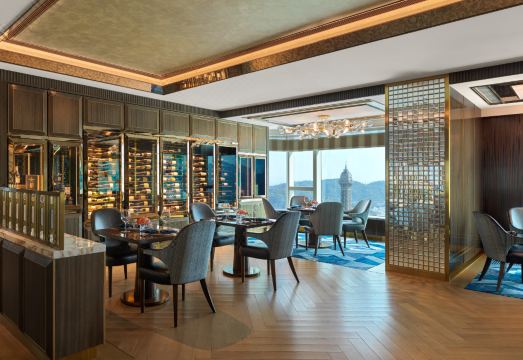 더 그랜드 스위트 앳 포 시즌스