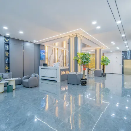 Platinum Intelligent Hotel (Dongfang Banqiao Town)