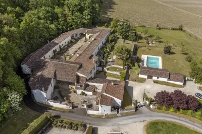 Le Relais de Saint-Preuil, the Originals Relais Vignes du Cognac 쟈흐낙 호텔