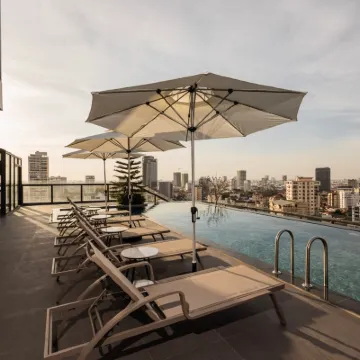 La Cozii TK Hotels near SETEC Institute