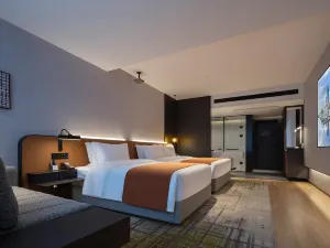 화천 홀리데이 호텔