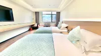 Liujiang Bieyuan Inn