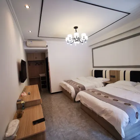 Zoupingxingquan Farm House