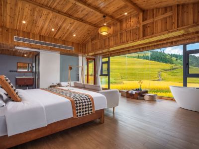 Longji West Window Moon Homestay (Jiulong Wuhu Observation Deck)