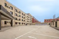 7Days Inn Hotel (Kangping Bus Station Central Street) - parking