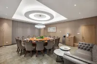 Century Star Hotel (Henan Museum Guomao 360 Branch)