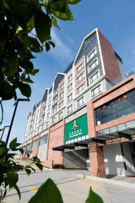Arena Premier Hotel Các khách sạn ở 