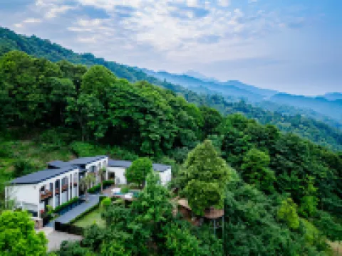 YuanYuanXiang Forest Retreat