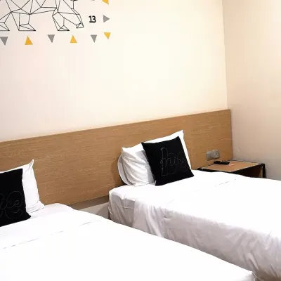 Qlio Hotel Các khách sạn gần Tượng cá cờ Marlin