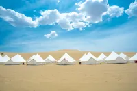 Zhongwei Shapotou District Moonlight Baohe Xingxing Desert Camping Base