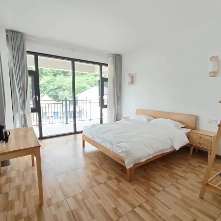 Tangtangbian Homestay