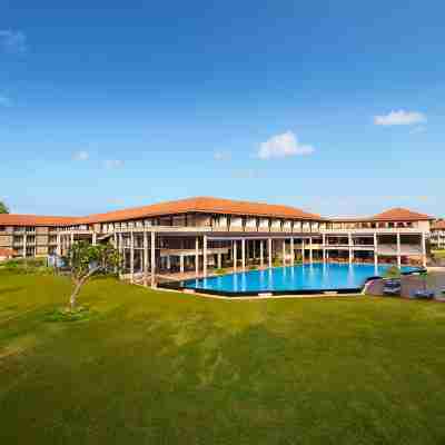 Cinnamon Bey Beruwala Hotel Exterior