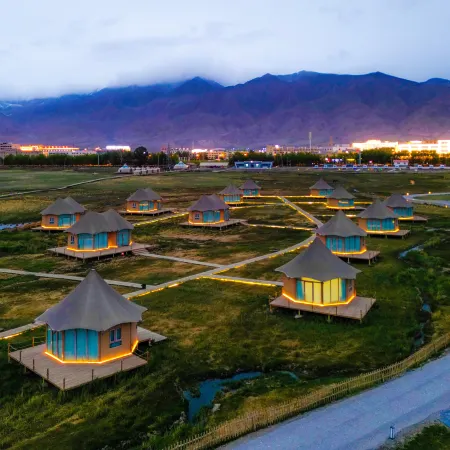 Da Qaidam Wild Luxury Hotel | City of Light & Shadow