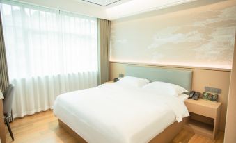 Xinlong Yazhi Hotel (Xinhua West Bus Station)