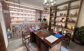Fuxian Lake Heyu Lake Homestay (Mafang Village Wetland Park)
