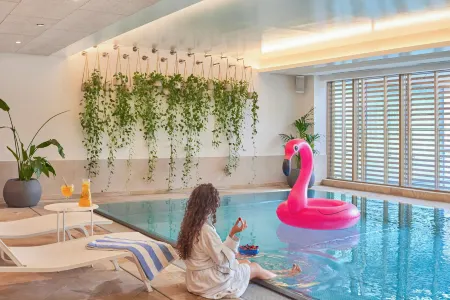 Pullman Paris Centre - Bercy Отели рядом с достопримечательностью «Университет Сорбонна Нувель - Париж 3»